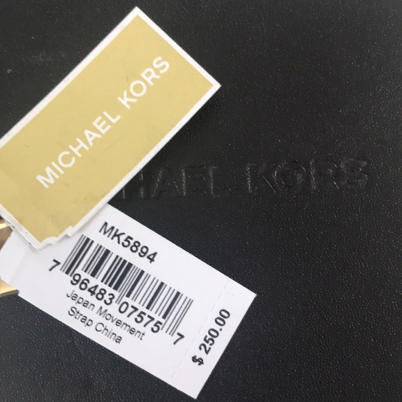 Watch - Picture 3 of 3